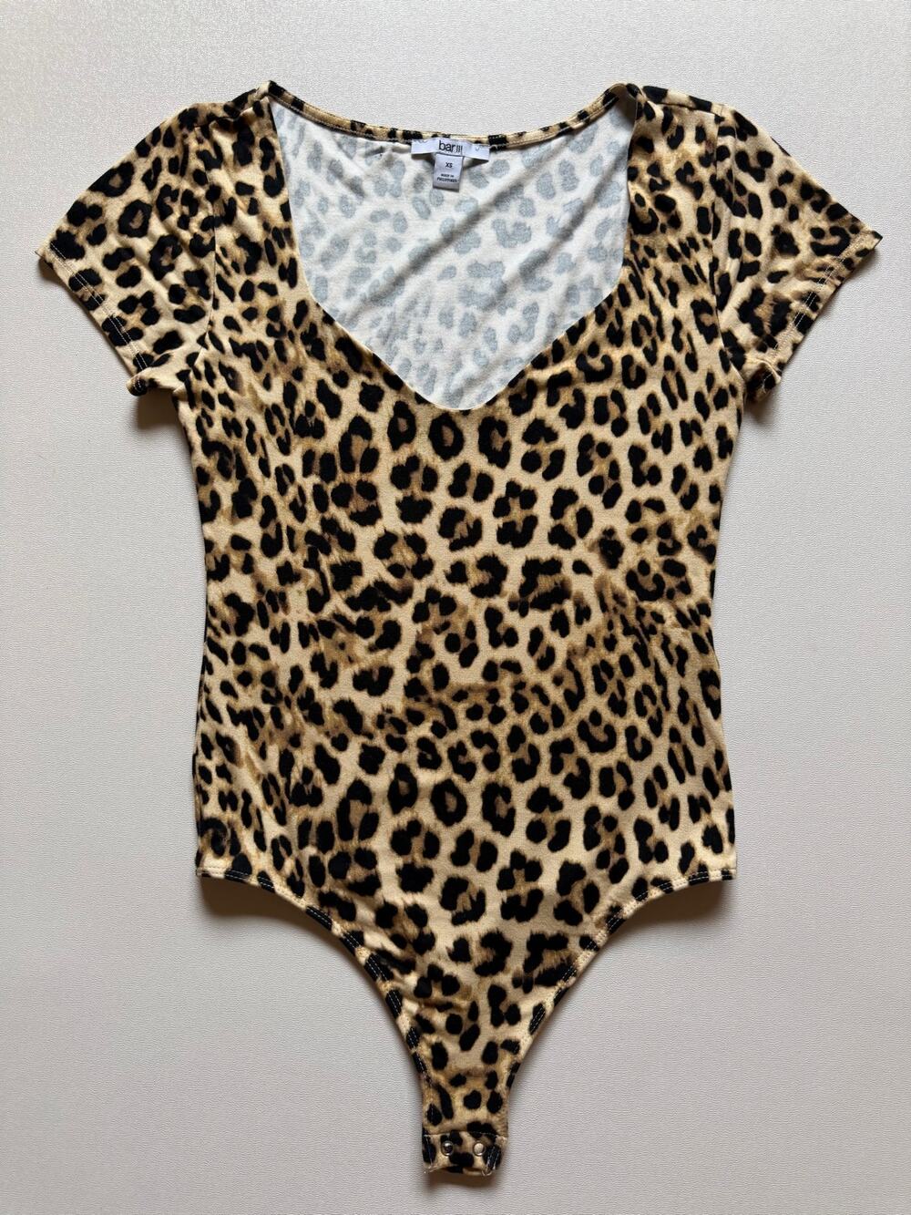Bar III Women's Black Brown Leopard Print Short Sleeve Scoop Neck Bodysuit Sz XS
